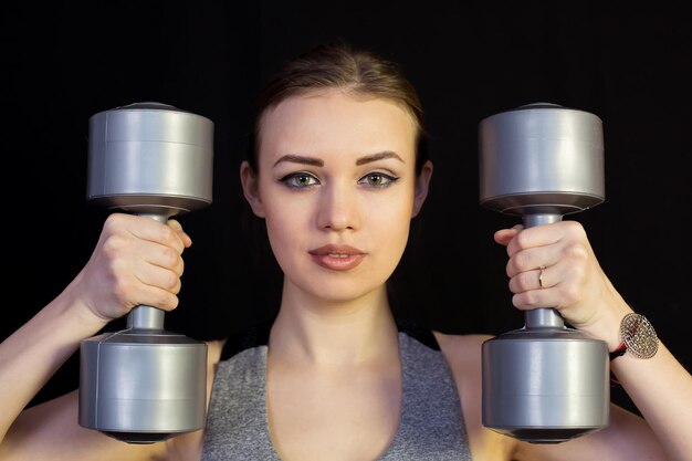 Jak skutecznie przeprowadzić redukcję na siłowni?