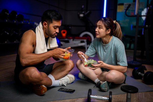 Co zjeść wieczorem po treningu, by wspomóc redukcję wagi?