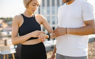 Jaki zegarek sportowy wybrać dla aktywnego stylu życia?