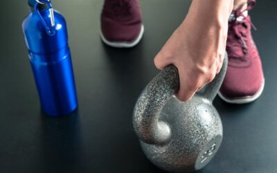Jakie korzyści daje swing kettlebell dla twojego ciała?