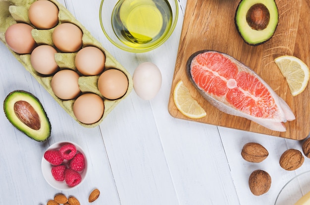 Keto ile tłuszczu warto spożywać na diecie?