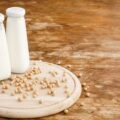 Mleko sojowe czy migdałowe – które wybrać do codziennej diety?