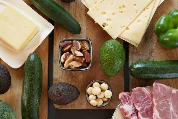 Jakie produkty mają mało węglowodanów i czy warto je wybierać?