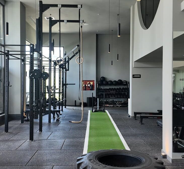 Trening Hybrydowy: Nowa era sprawności. Jak budować ciało gotowe na wszystko?