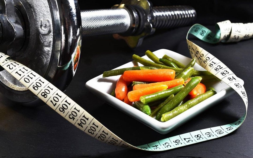 Jak układać dietę odchudzającą żeby nie rezygnować ze smaku?
